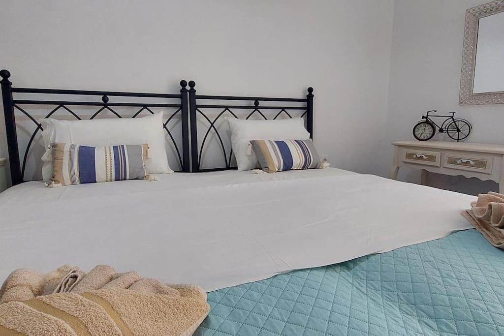 Old Port View Apartment, Διαμέρισμα Στο Κέντρο 2 Υπνοδωματίων Corfu  Exteriör bild